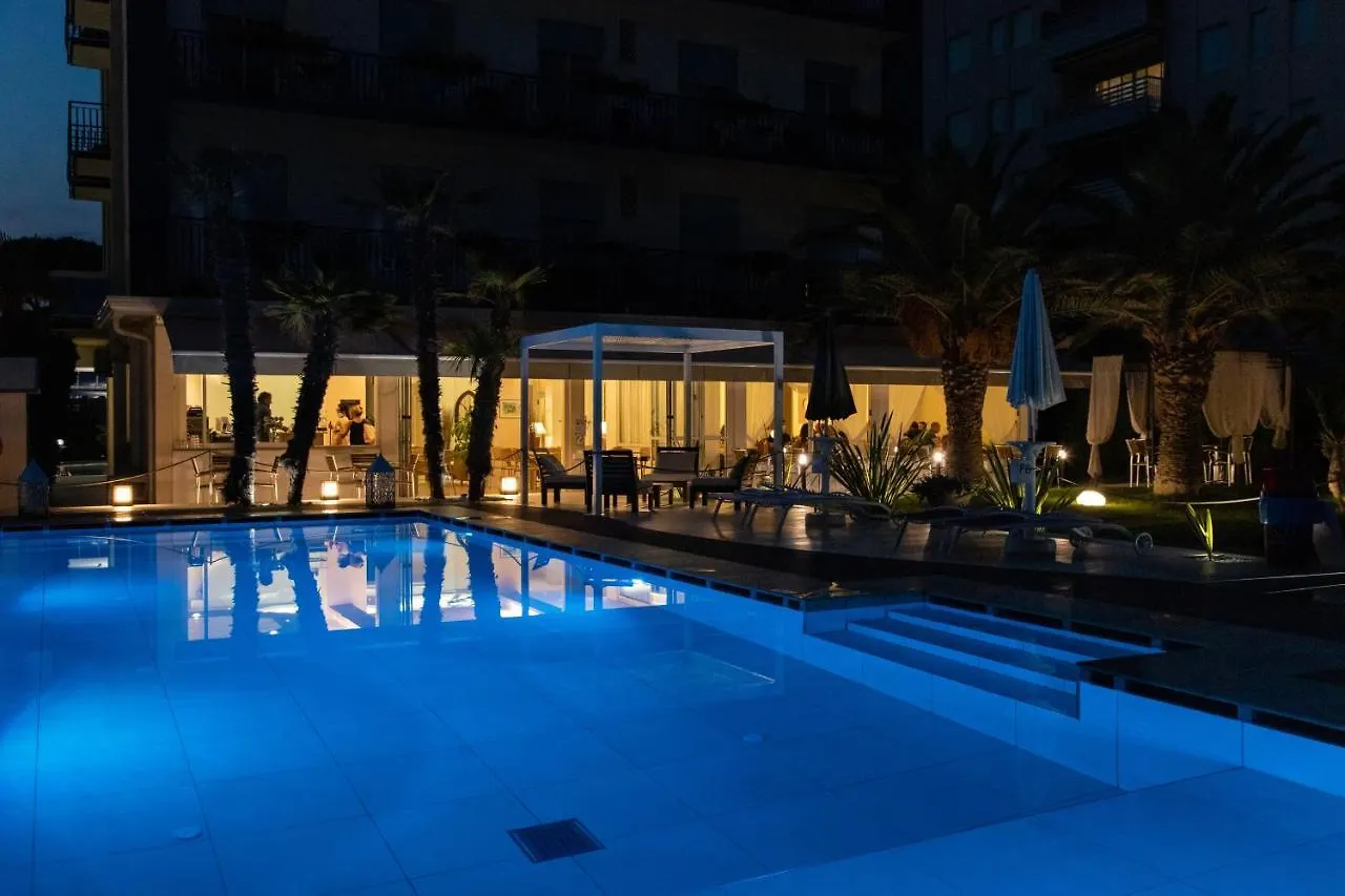 Hotel Conchiglia Lido di Jesolo 3*,